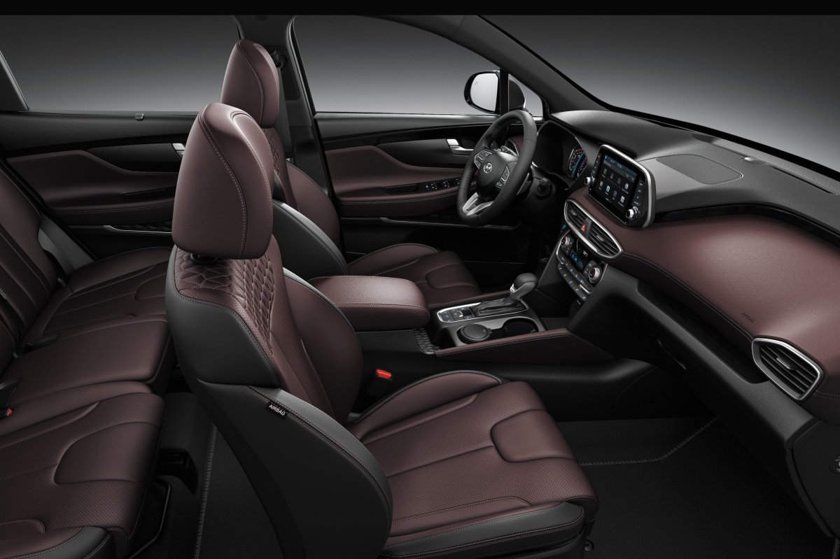 Хендай Санта Фе 2019 Блэк энд Браун