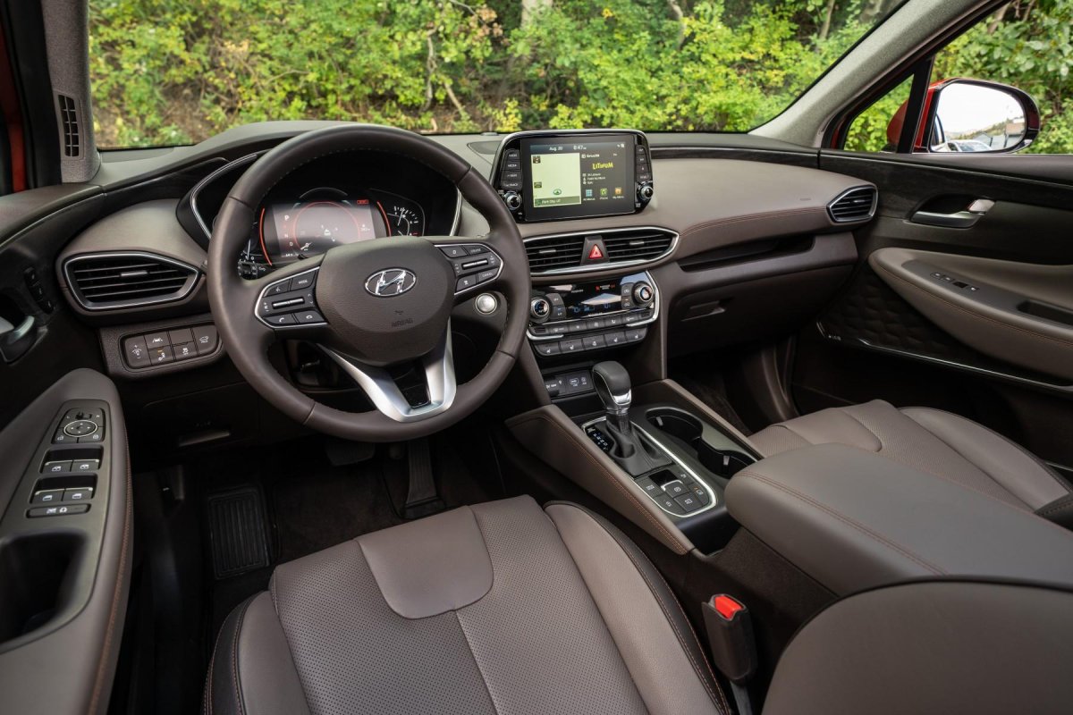 Hyundai Santa Fe 2018 салон