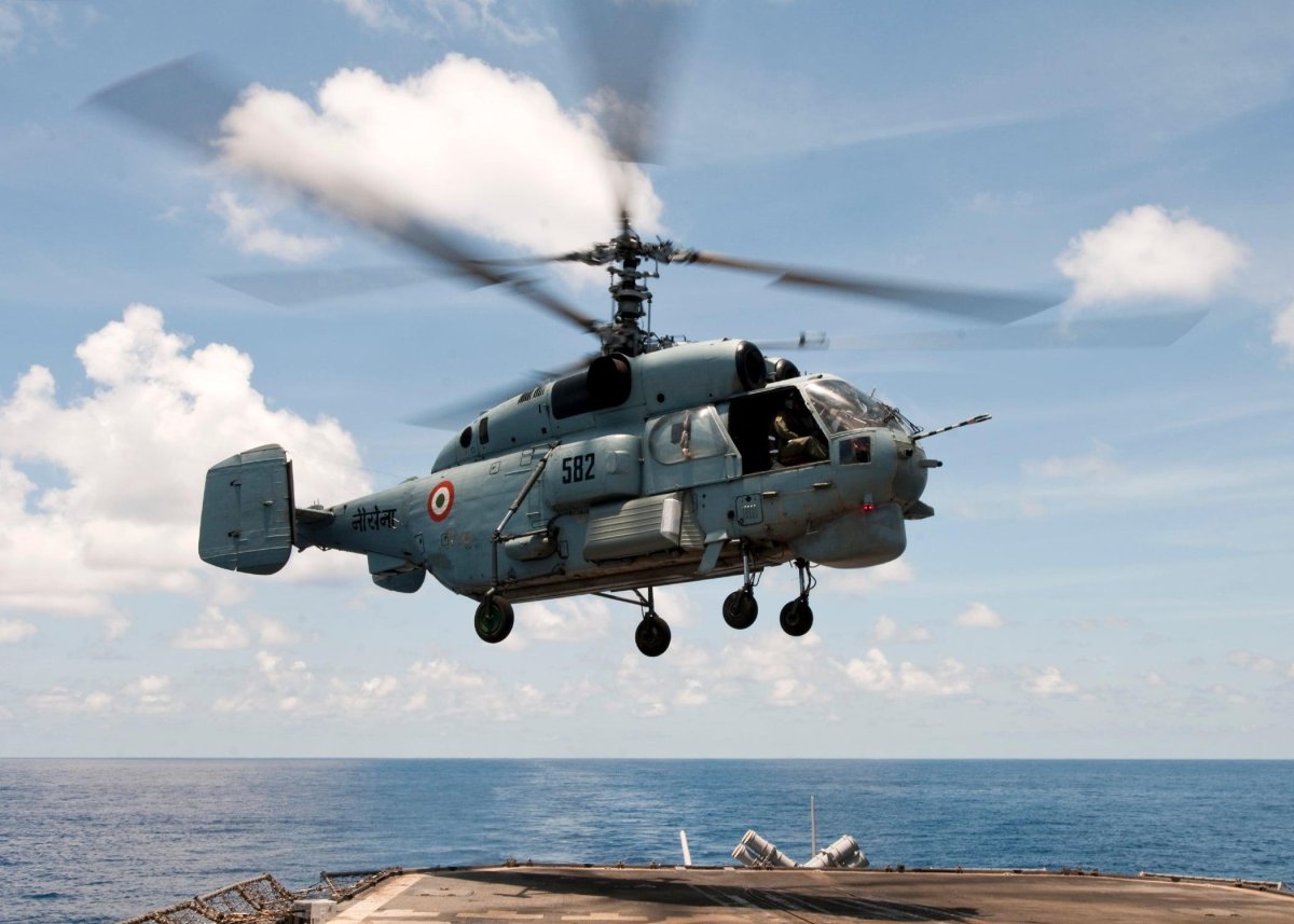Противолодочный вертолет ка-28
