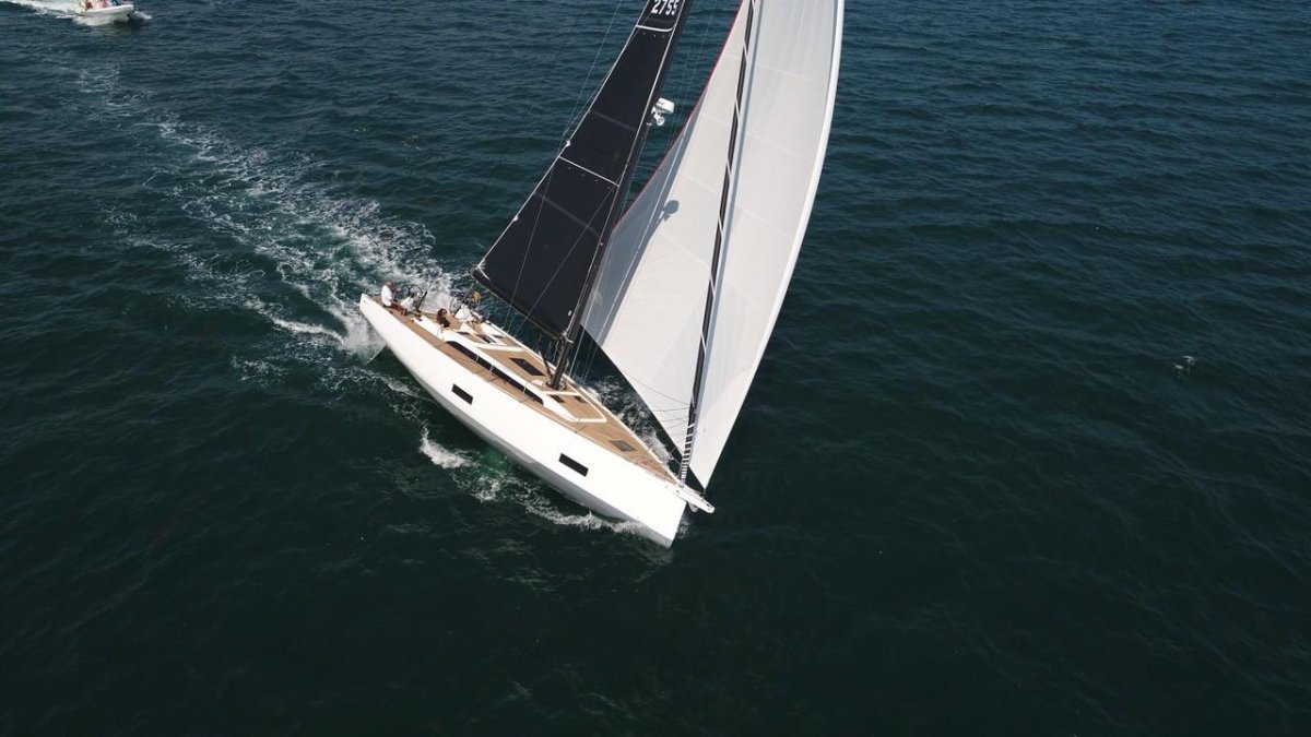 Beneteau oceanis 37