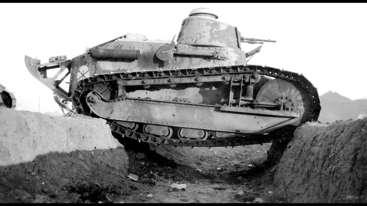 Ренаулт ФТ 17 танк