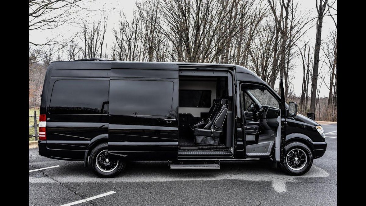 Mercedes-Benz Sprinter 2500