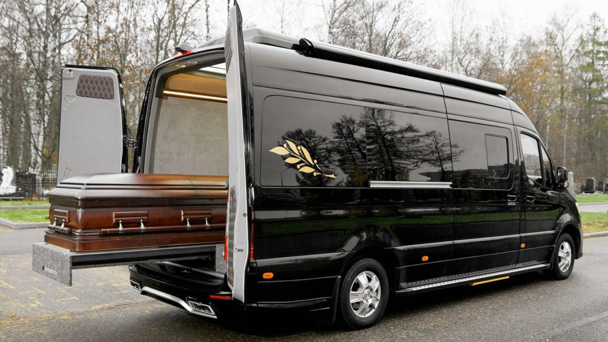 Ритуальный Мерседес