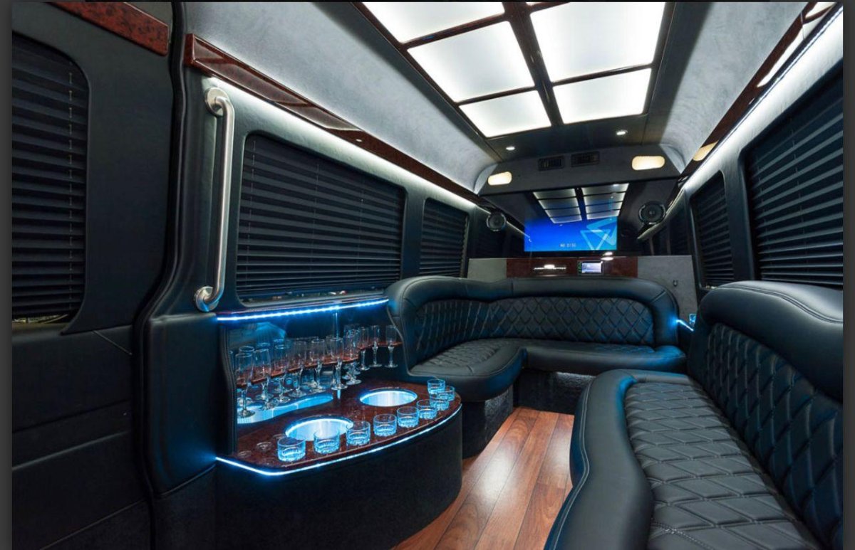 Мерседес Бенц Спринтер лимузин