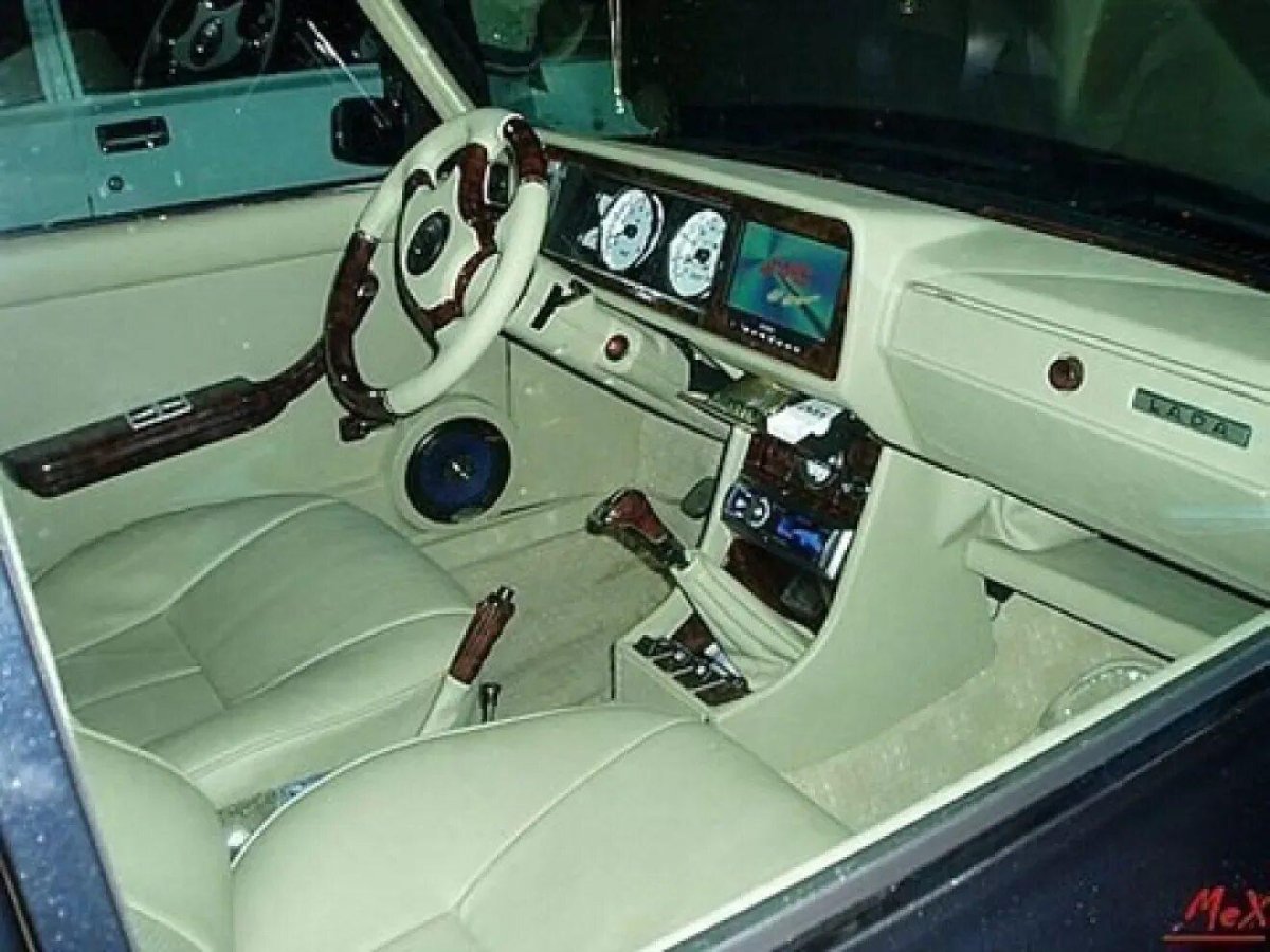 Салон Торпедо ВАЗ 2107