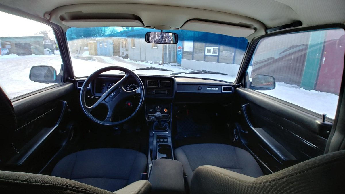 ВАЗ 2107 салон изнутри