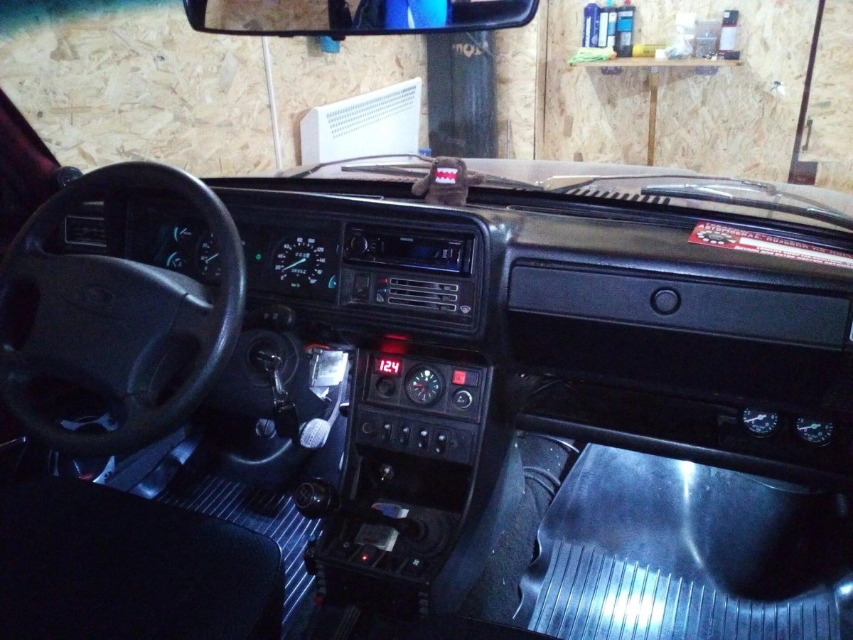 2107 1999 Салон