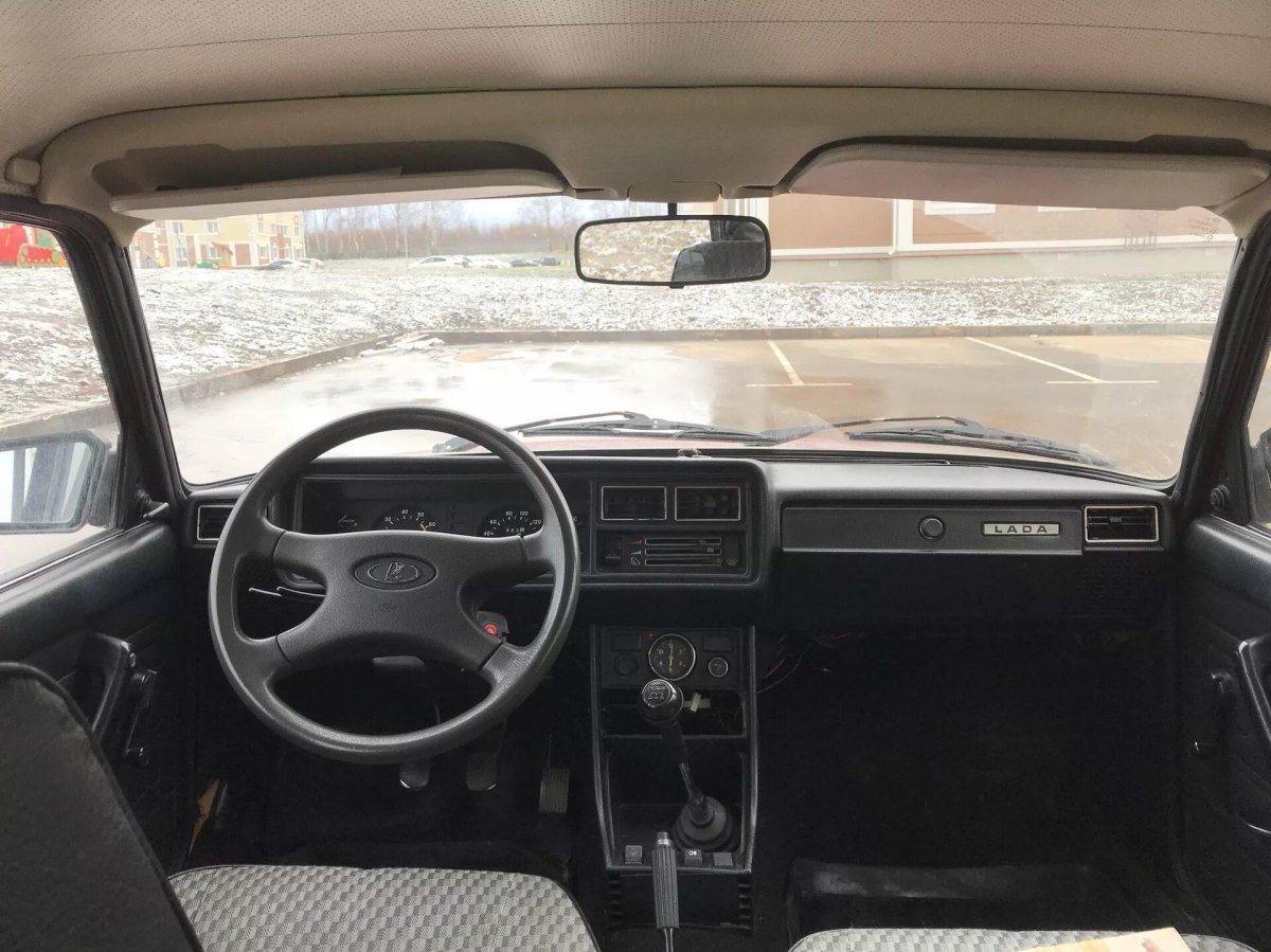 Lada 2107 салон