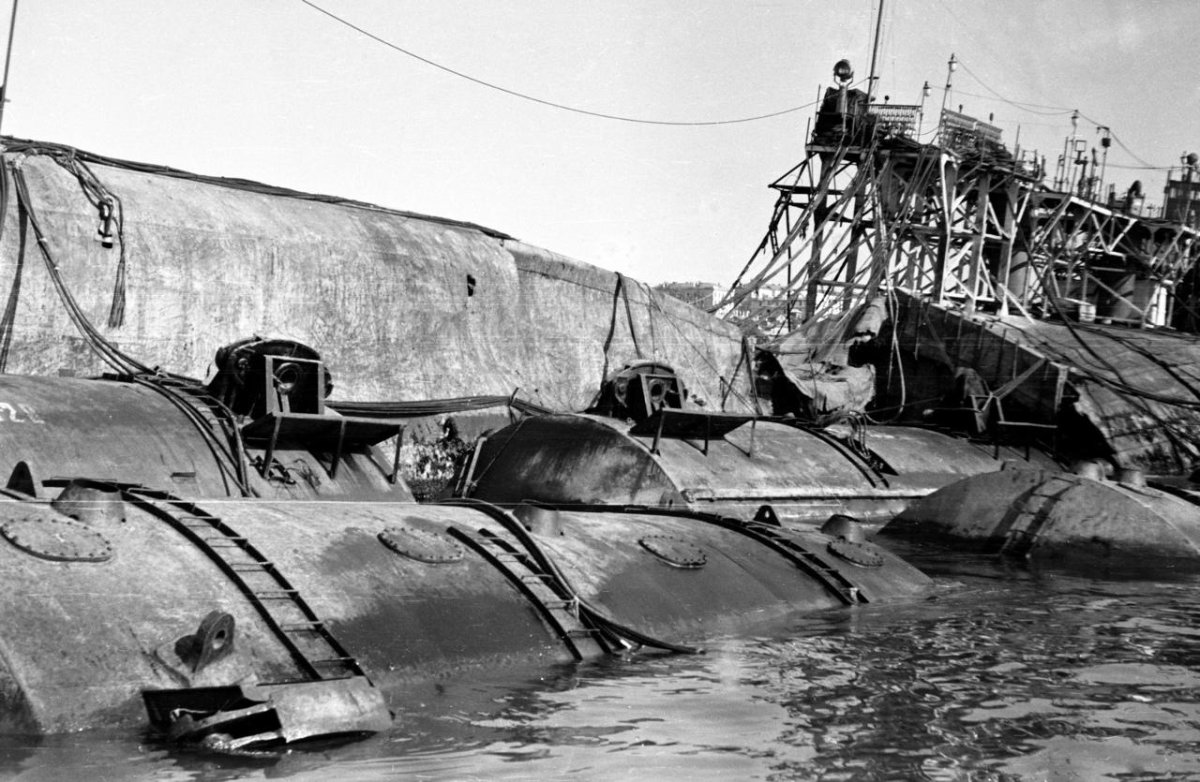 Линкор Новороссийск 1955