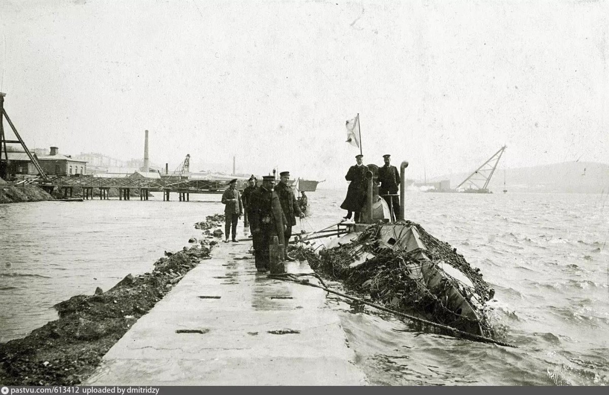 Подводная лодка сом 1904