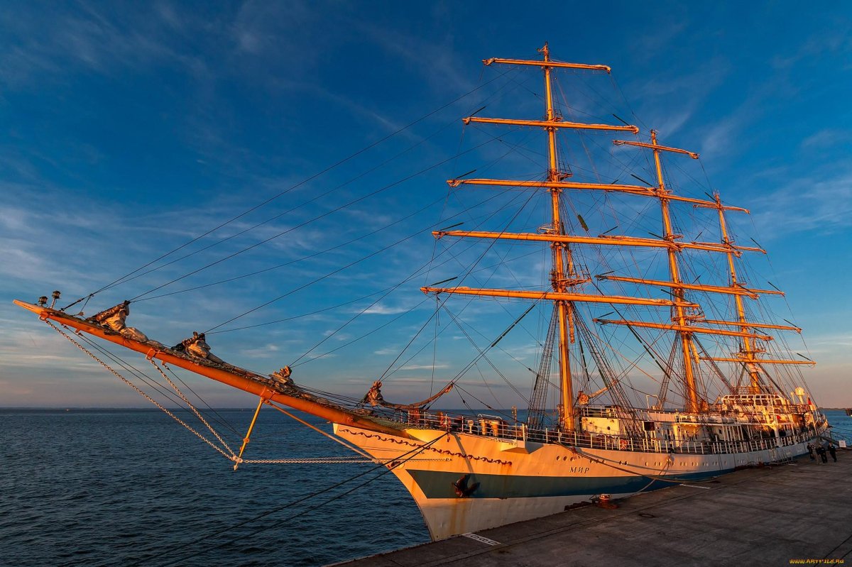 Парусник Седов Алые паруса