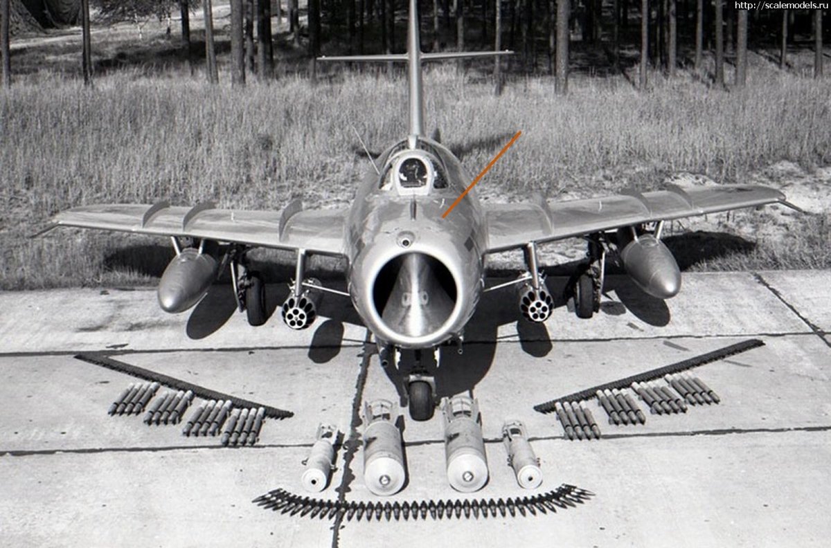 Миг-17ф истребитель