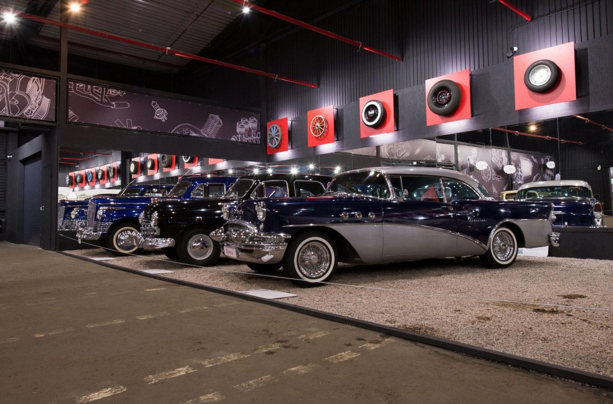 Музей ретро автомобилей Самокатная