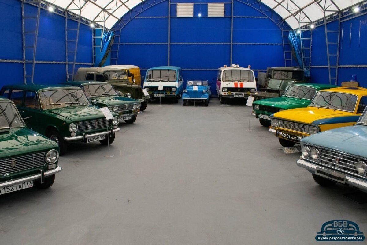 Музей ретро автомобилей Екатеринбург в Кольцово