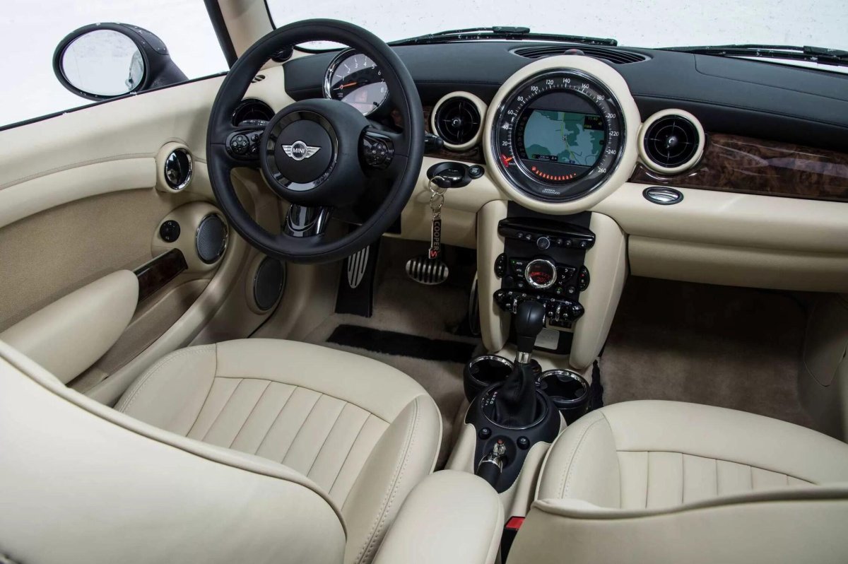 Mini Cooper Countryman 2012 салон