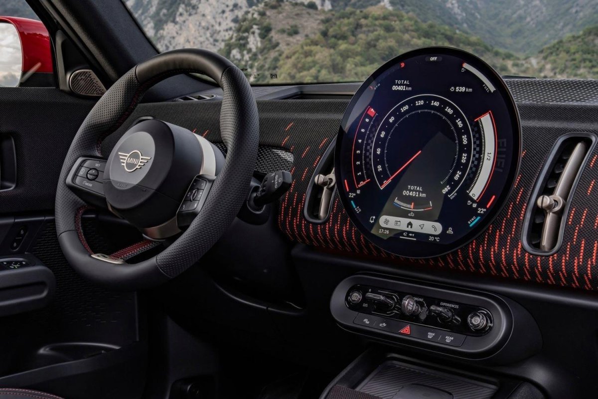 Новый мини Купер Countryman 2024