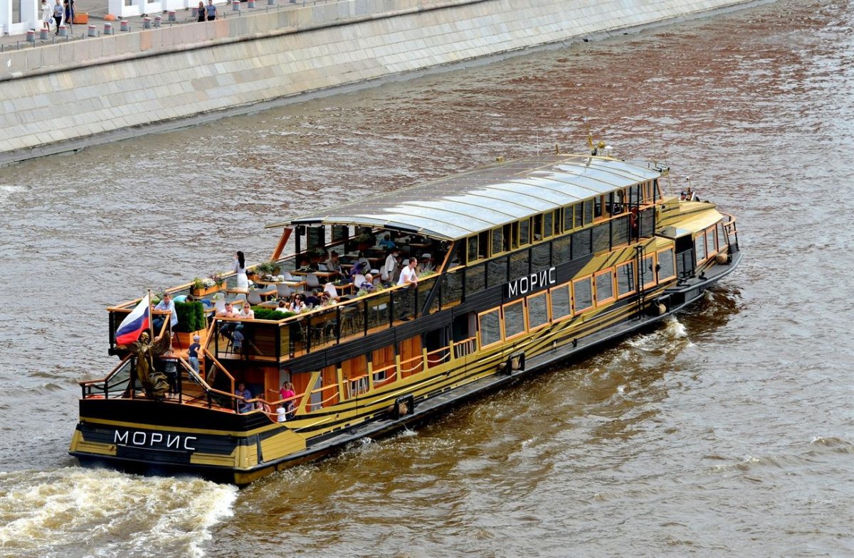 Теплоход Морис Москва