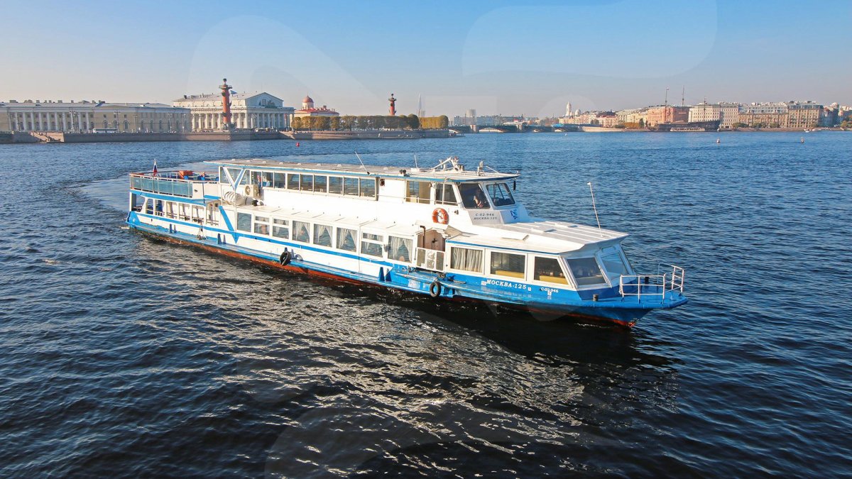 Москва 125 теплоход