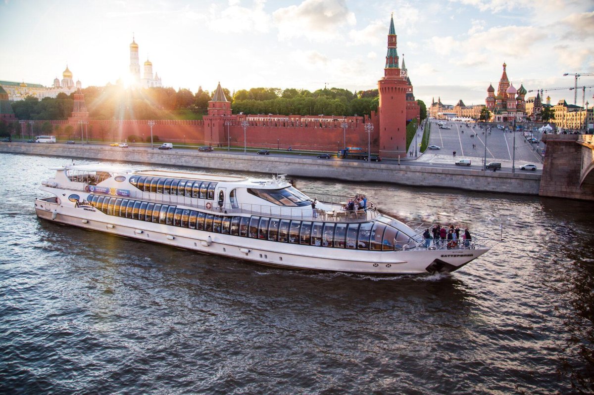 Теплоход Москва река Рэдиссон