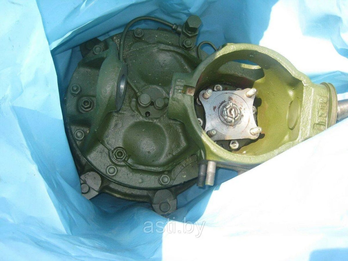 Колесный редуктор БТР 80