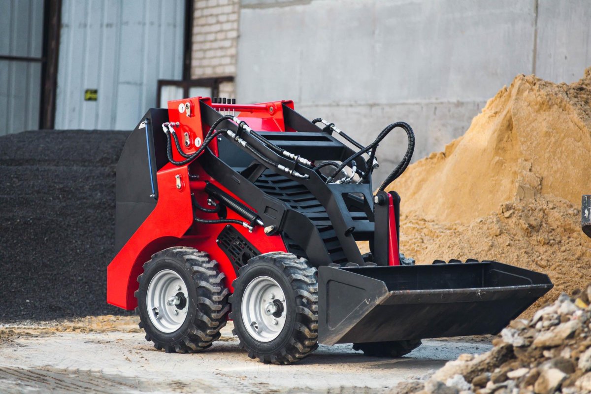 Мини-погрузчик Red Bug tl300