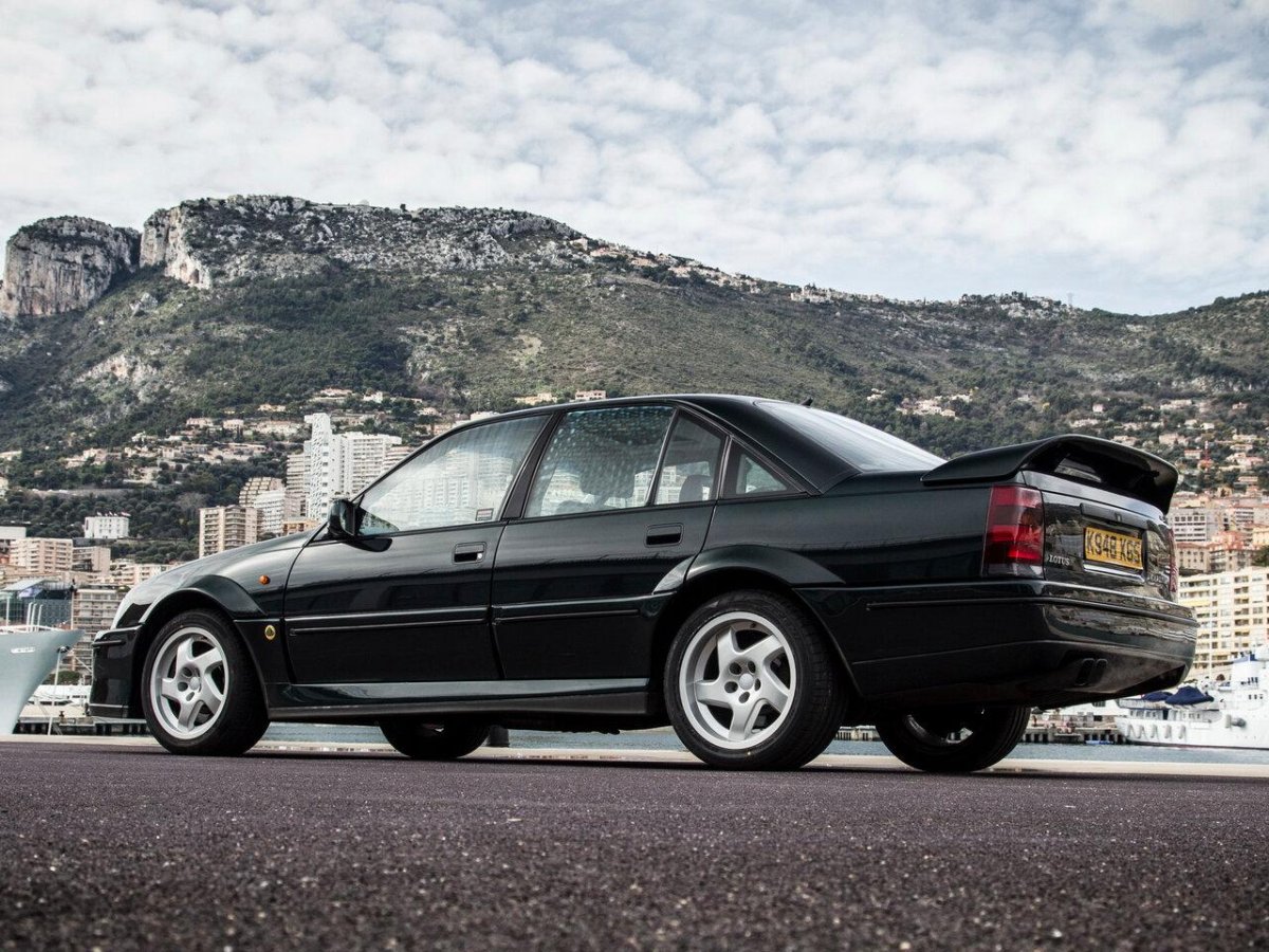 Vauxhall Lotus Carlton