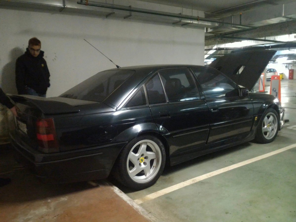 Opel Omega Lotus 3.7