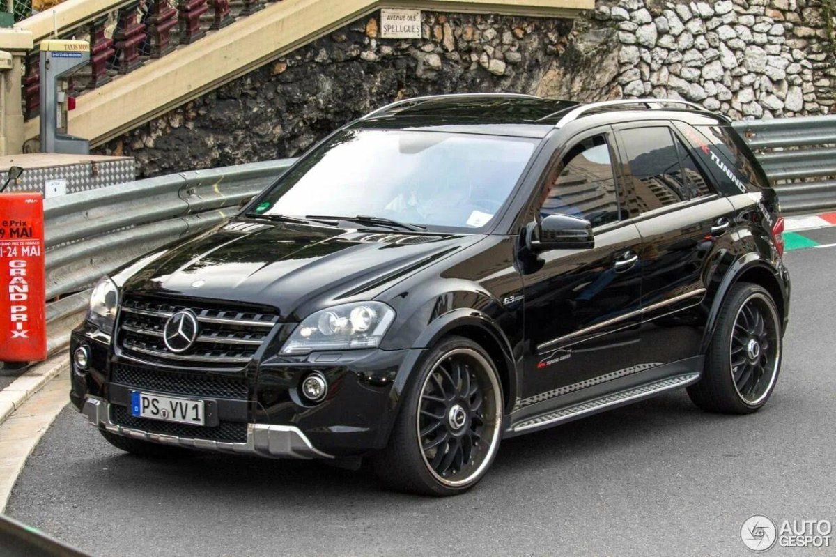 Mercedes Benz ml 63 AMG w164