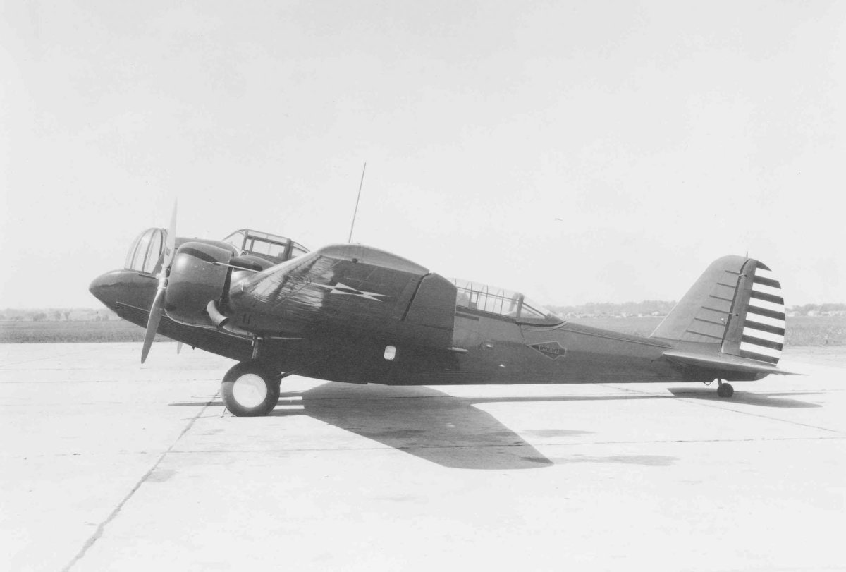 Martin b-10