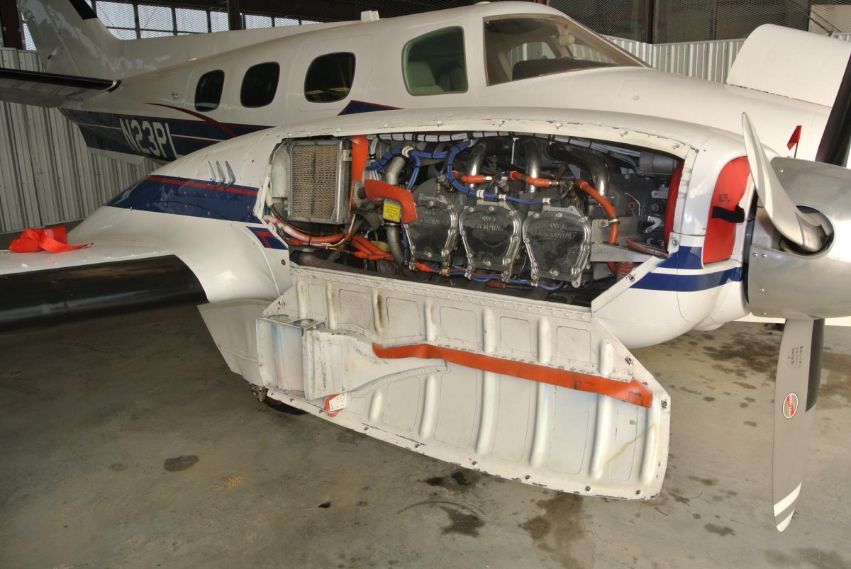 Двигатель Lycoming io-540