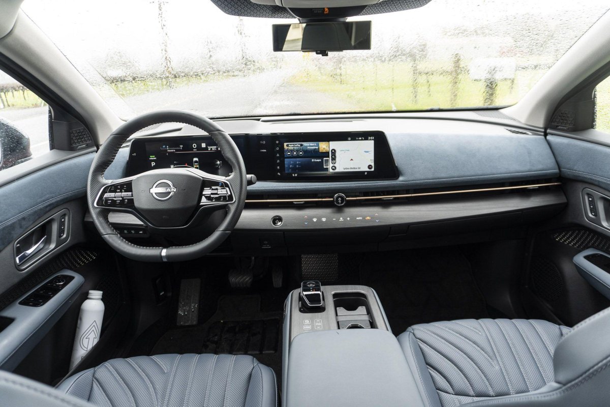 Nissan Aria тест драйв