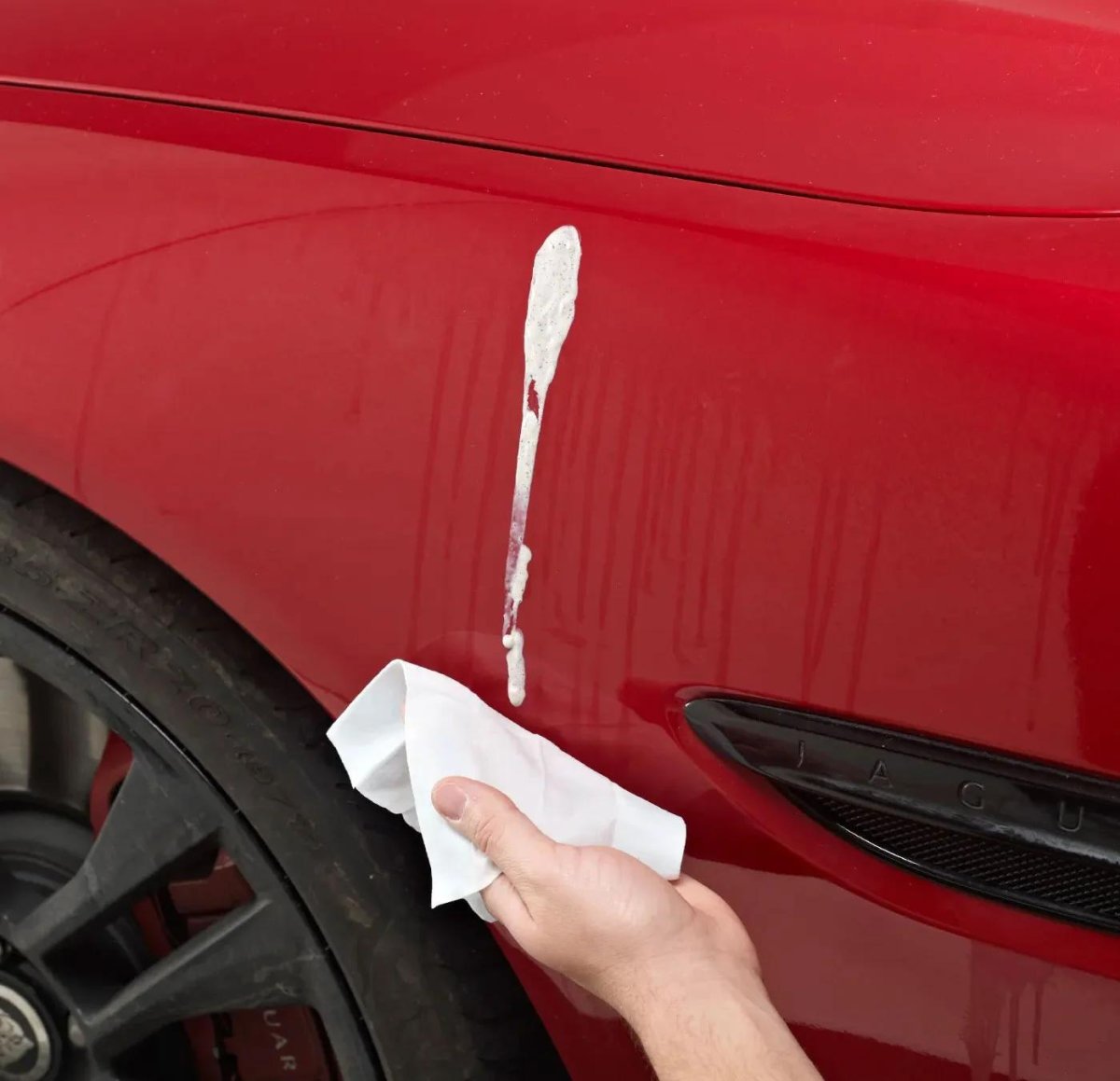 Поврежденная краска