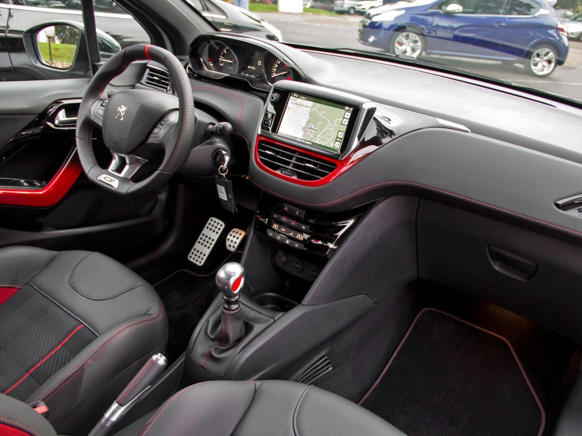 Peugeot 208 GTI 2014