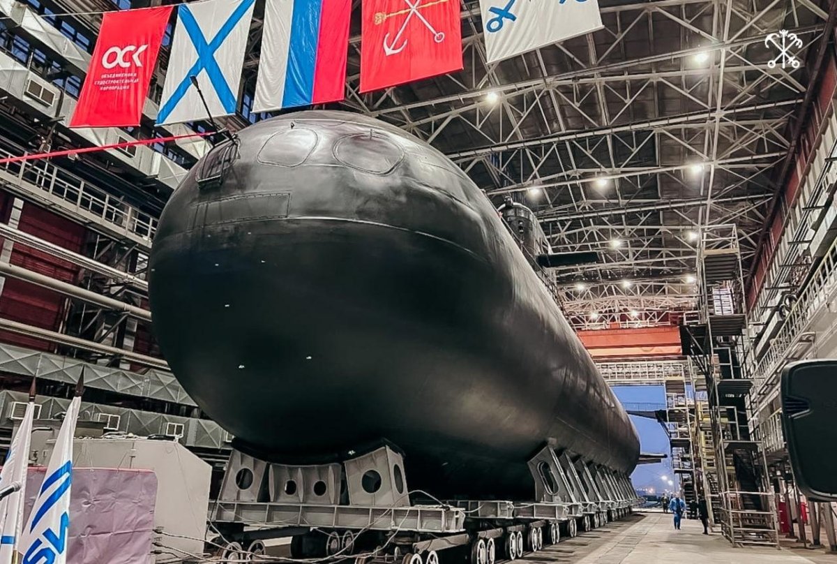 Бузаков Адмиралтейские верфи спуск на воду подводной лодки