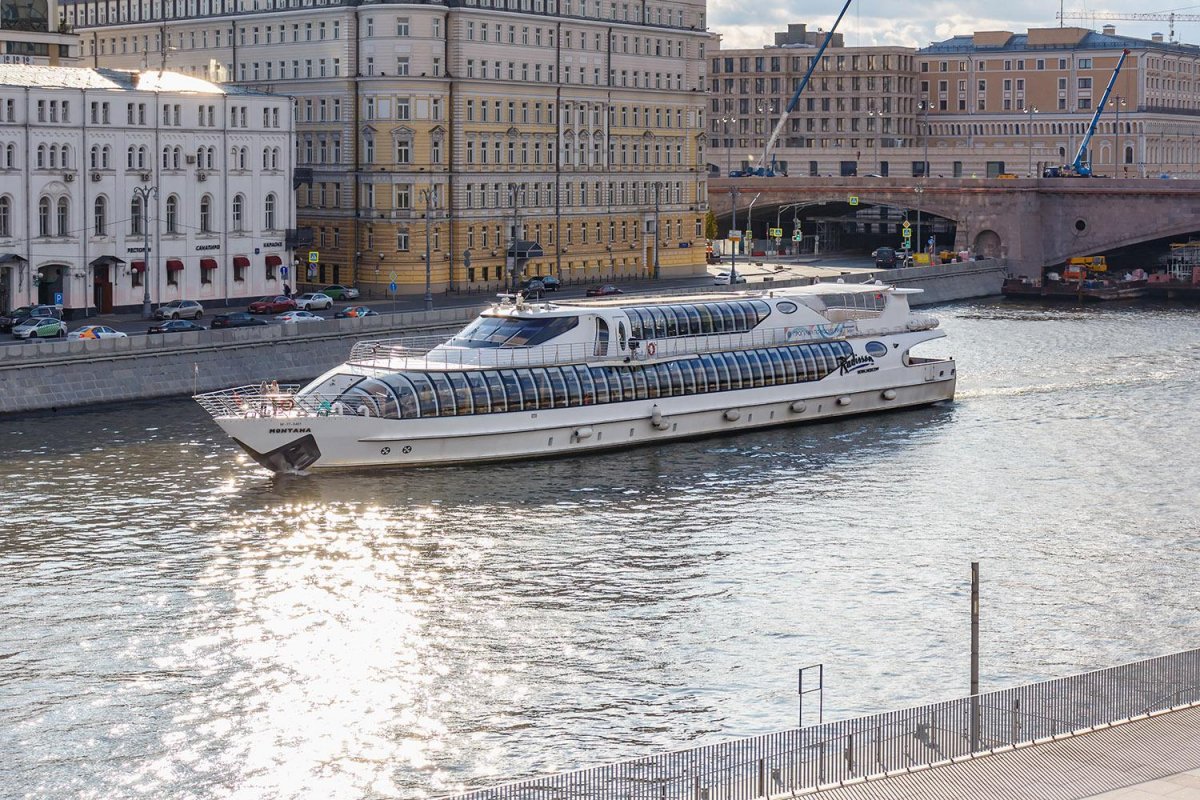 Теплоход Феличита Radisson