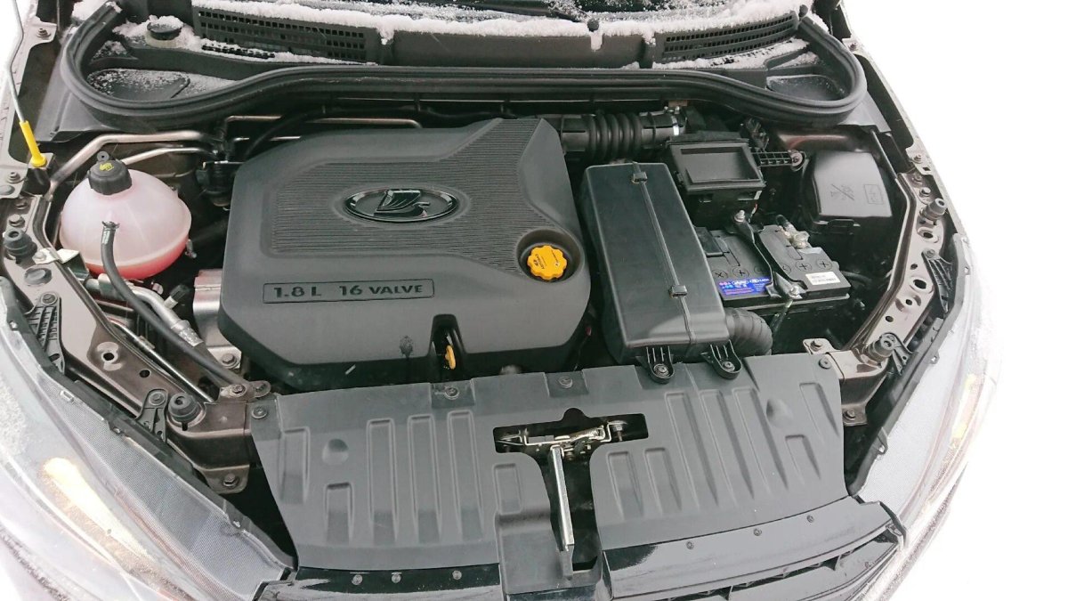 Уплотнитель капота Лада Веста Веста