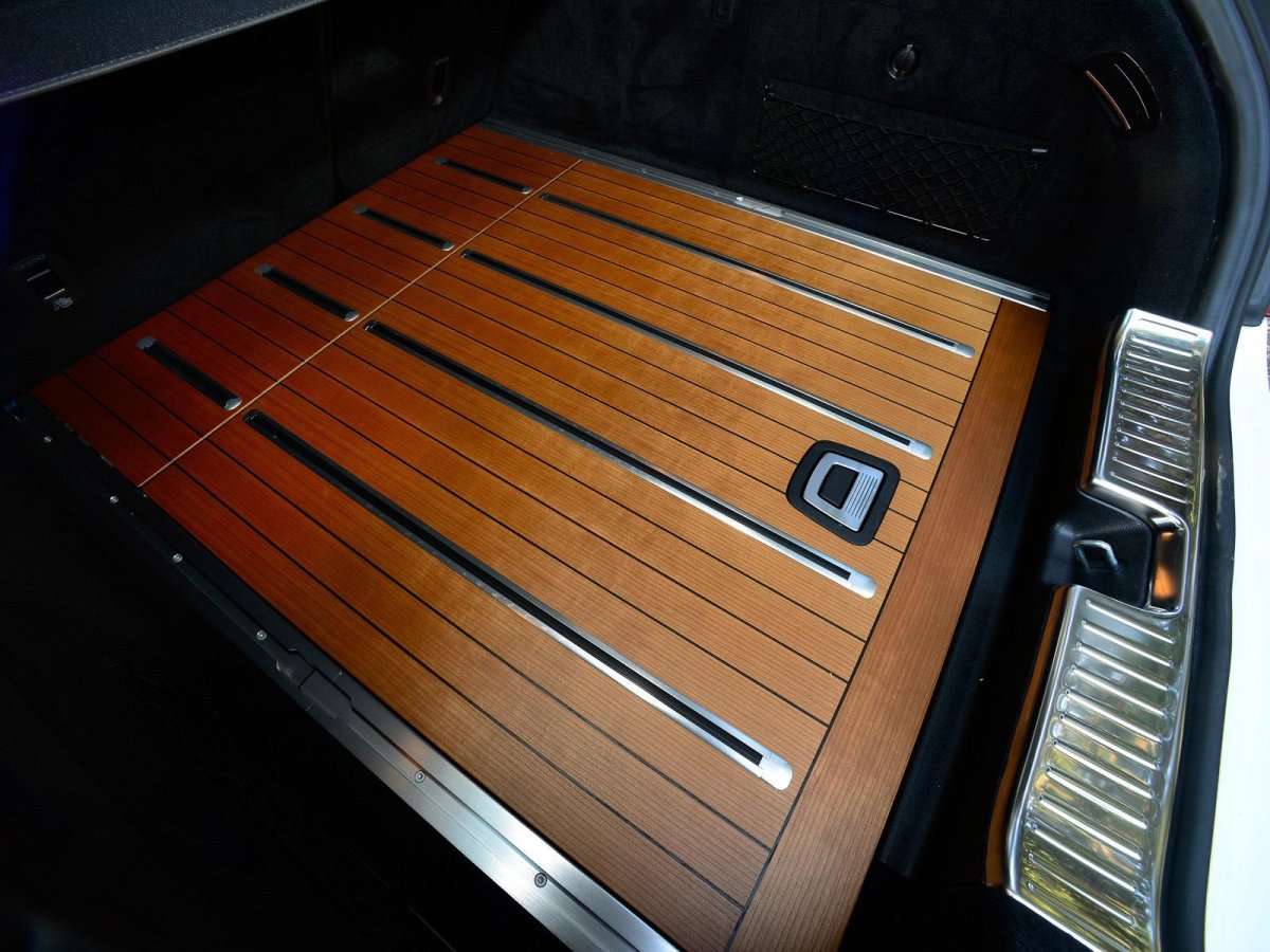 CLS shooting Brake деревянный пол