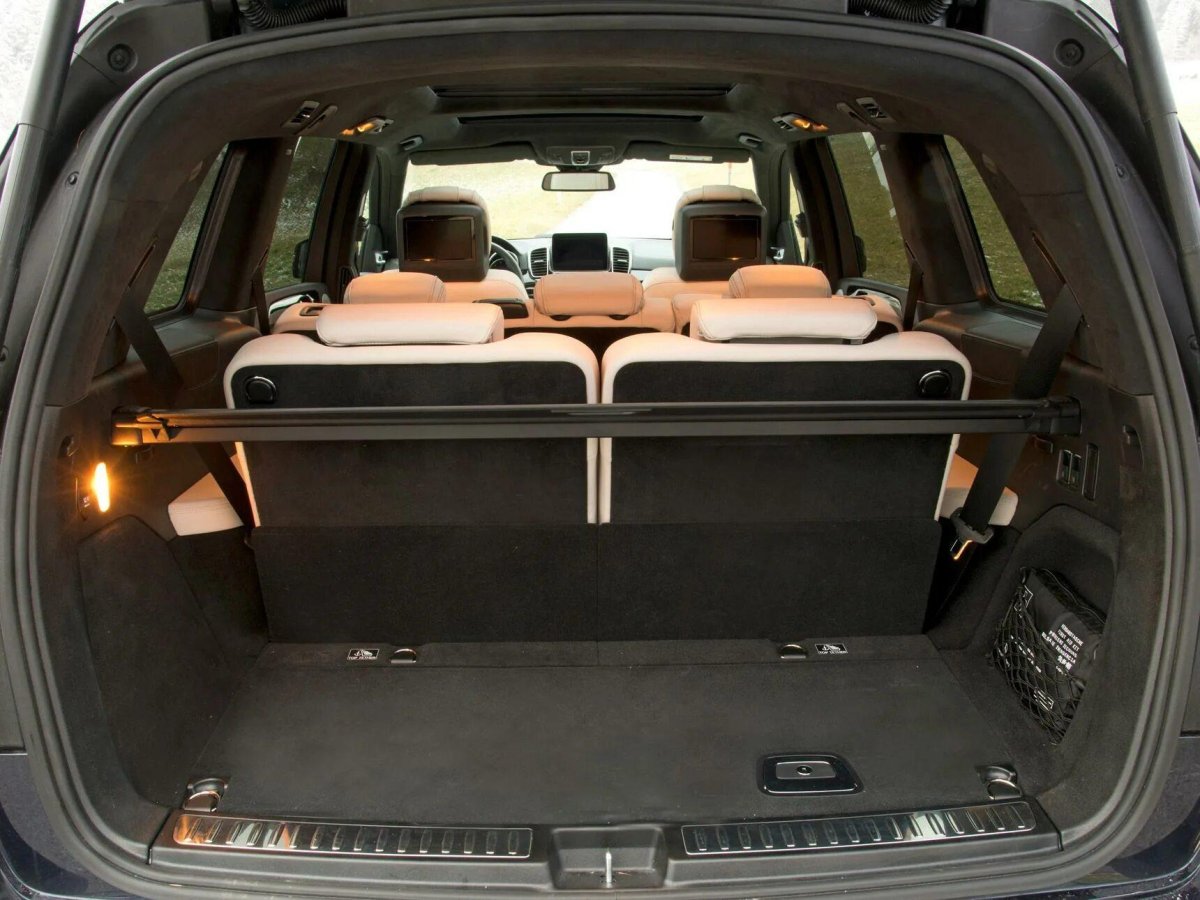 Семиместный Мерседес GLS