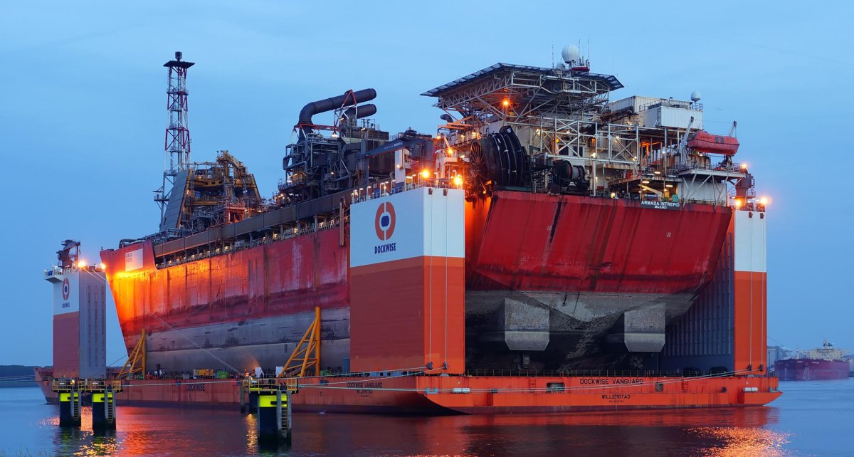 Судно Dockwise Vanguard