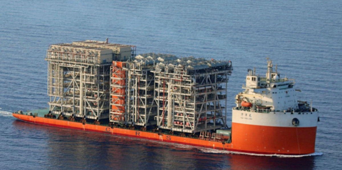 Хеви лифт судно