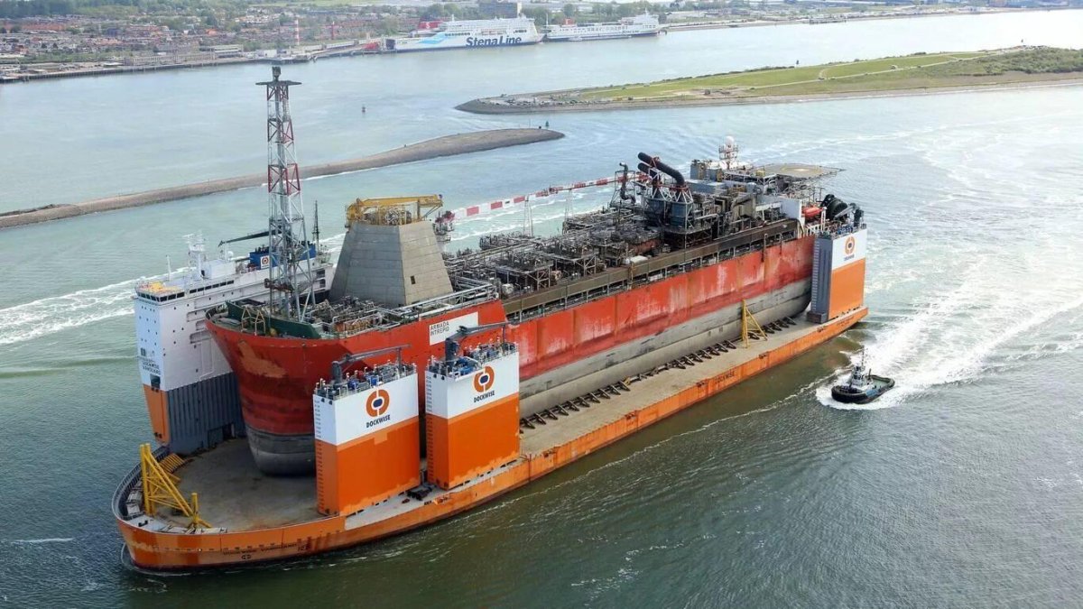 Танкер, 114 000 DWT