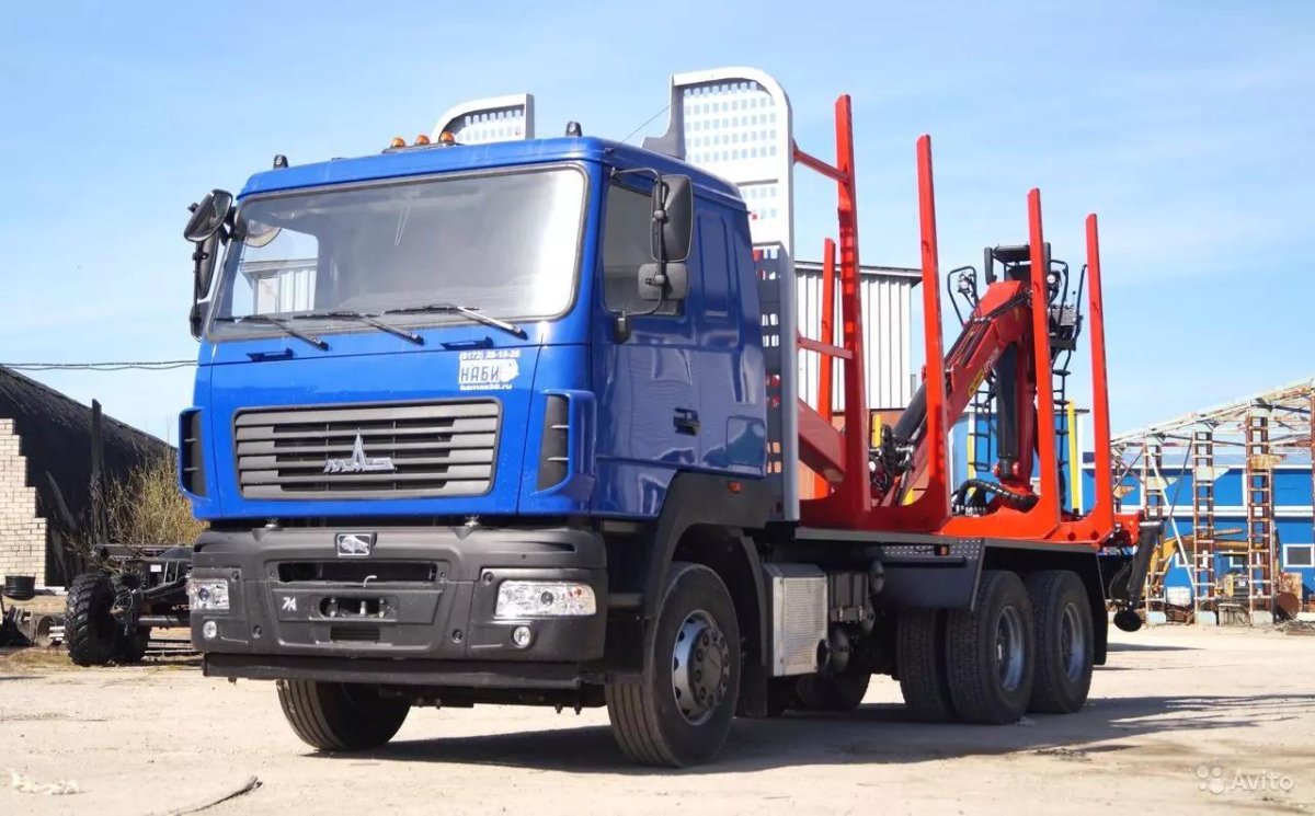 МАЗ сортиментовоз с манипулятором
