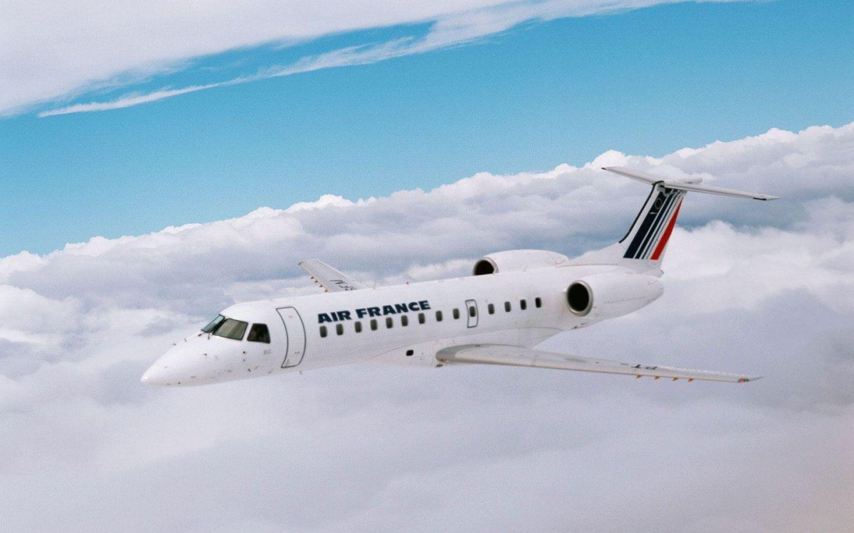 Embraer 135