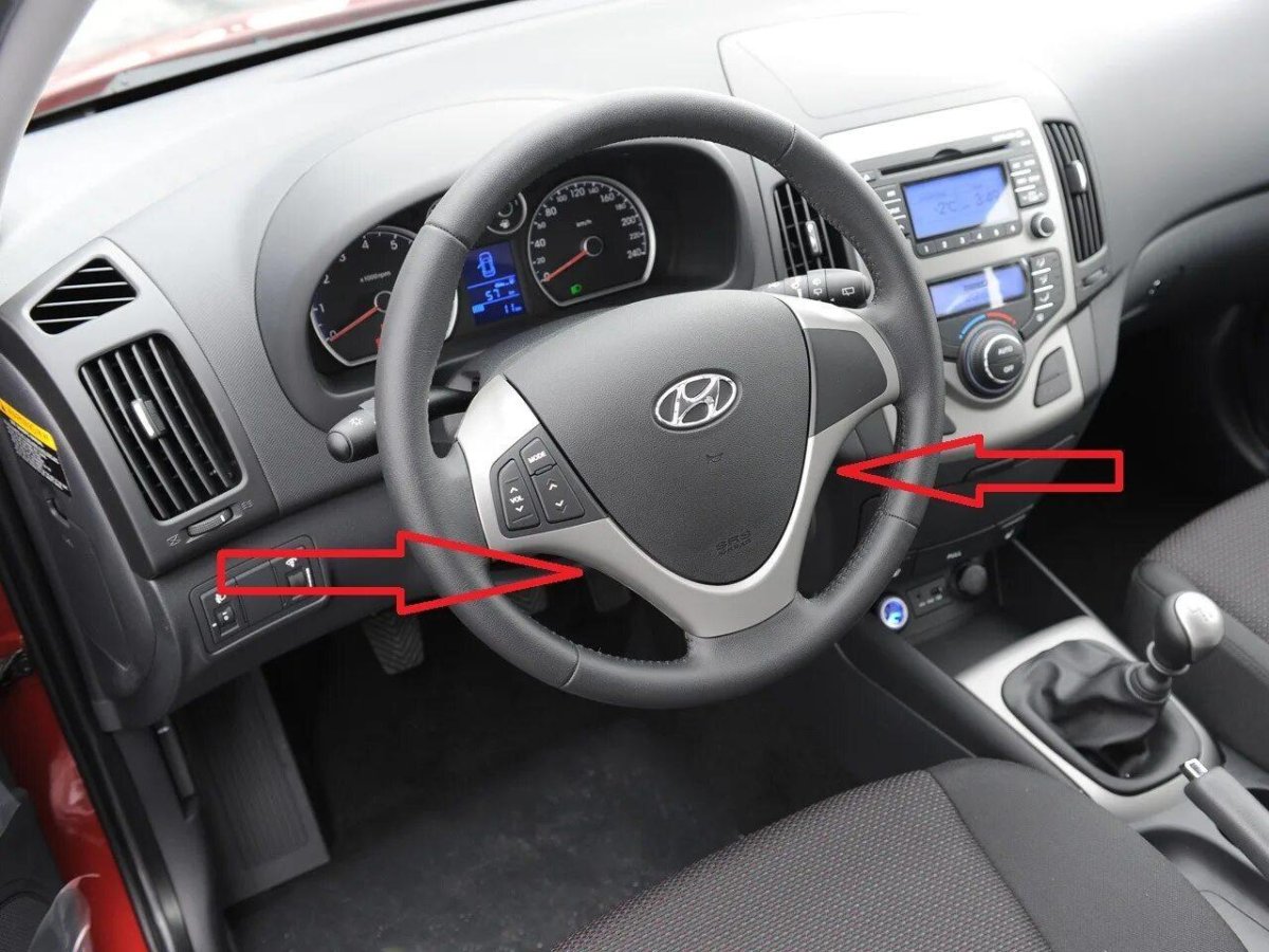 Hyundai i30 2009 салон