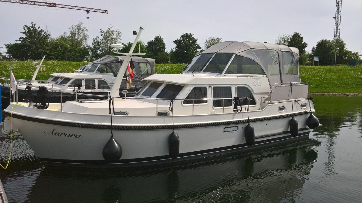 Яхта Linssen 34.9