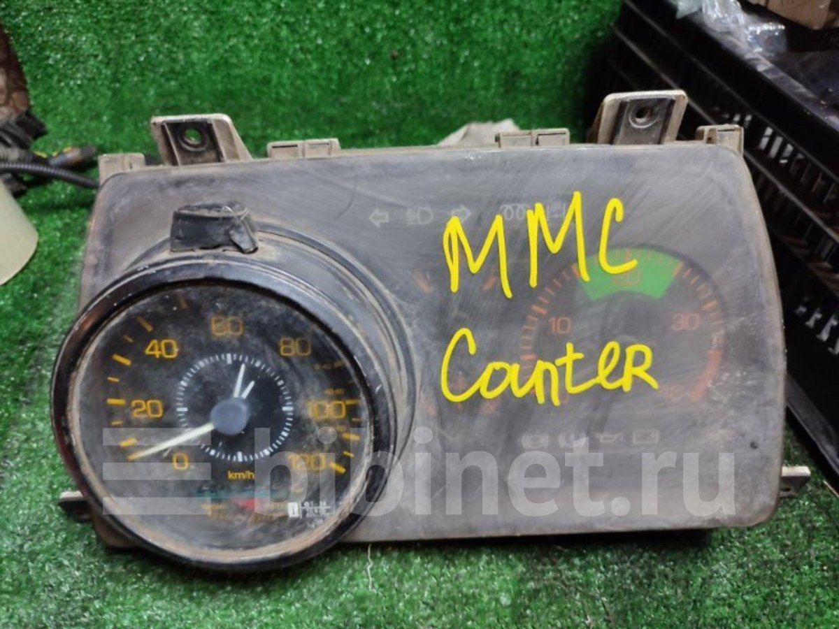 Приборная панель Митсубиси Кантер