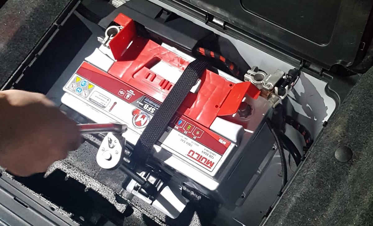 Крепление АКБ Аутопрофи