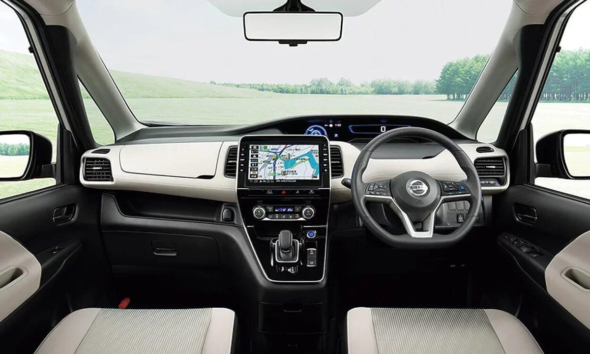 Ниссан Серена 2023