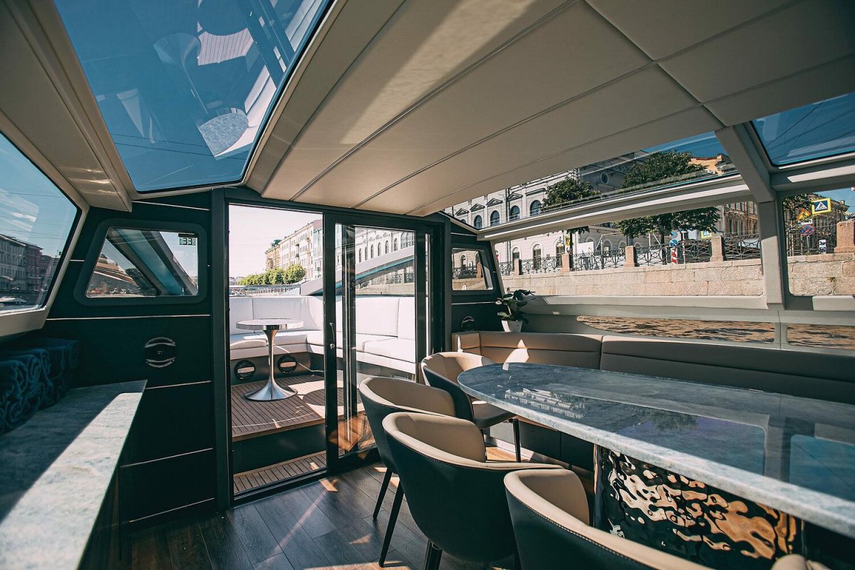 Яхта Монако СПБ