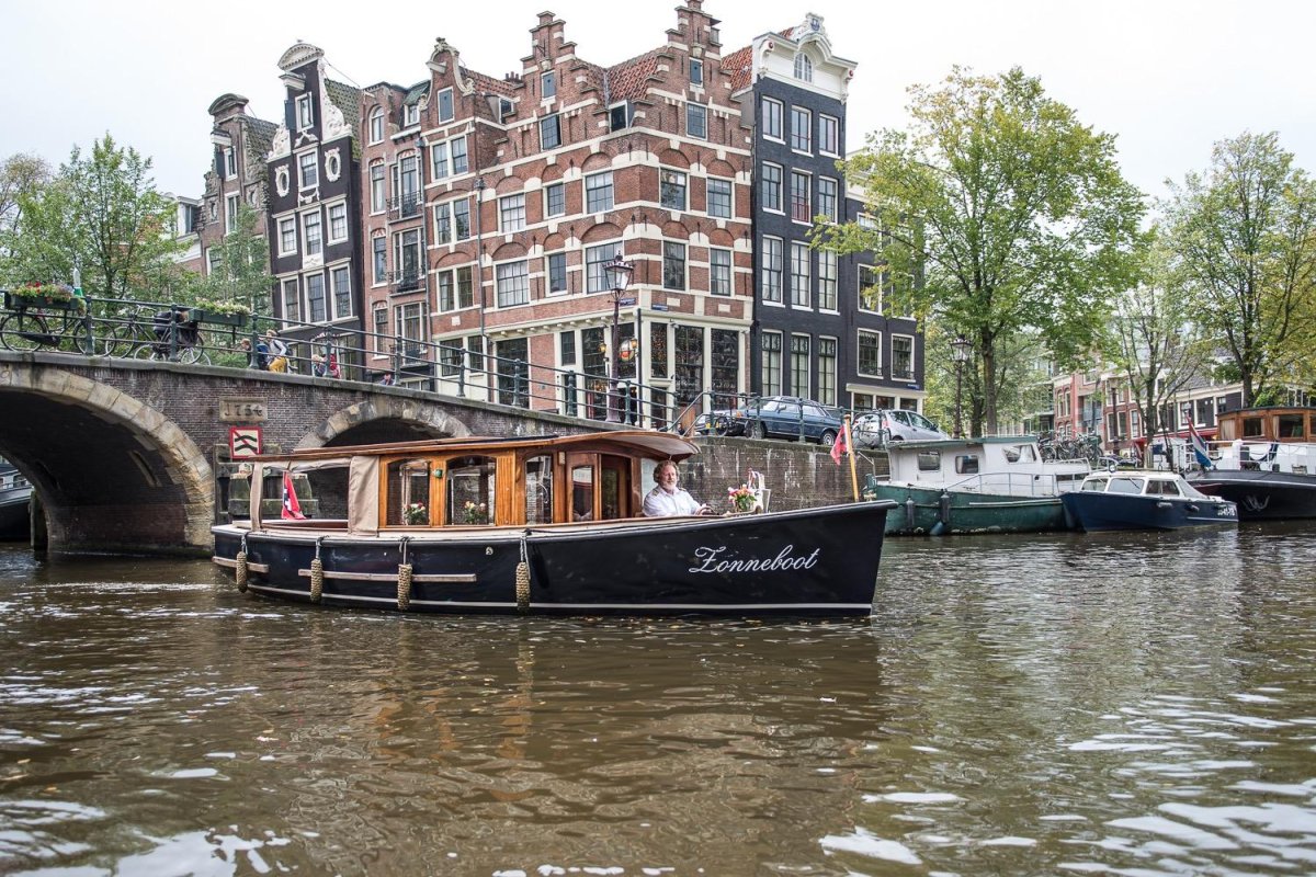 Лодка Амстердам